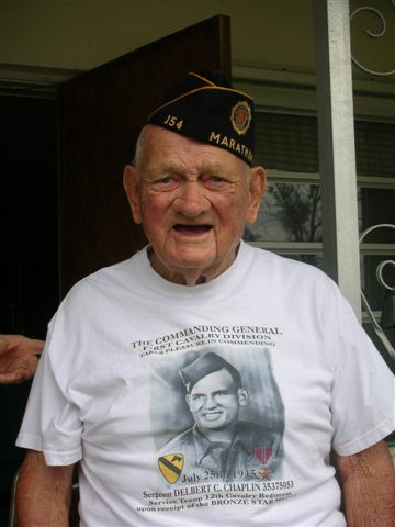 Dad in Am Legion cap01.jpg